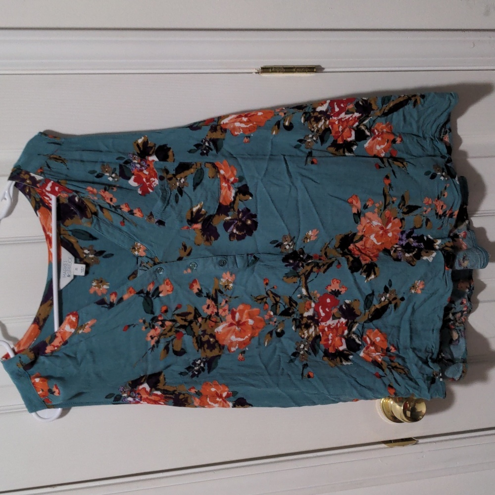 Market & Spruce Sleeveless Blouse